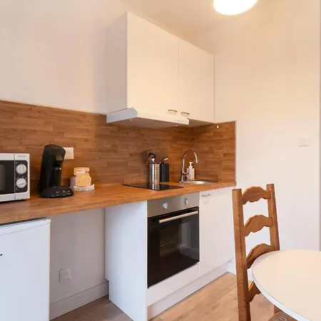 Des Cousines Emma Apartment Nancy